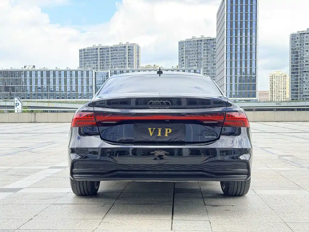 Audi A7L 2024 — фото 14
