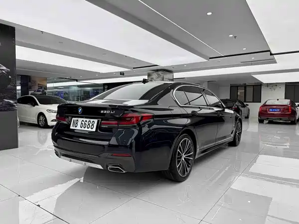 BMW 5 Series 2022
