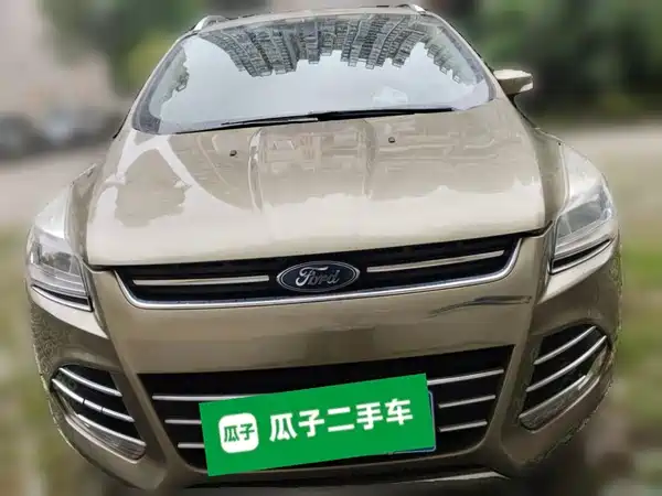 Ford Kuga 2014
