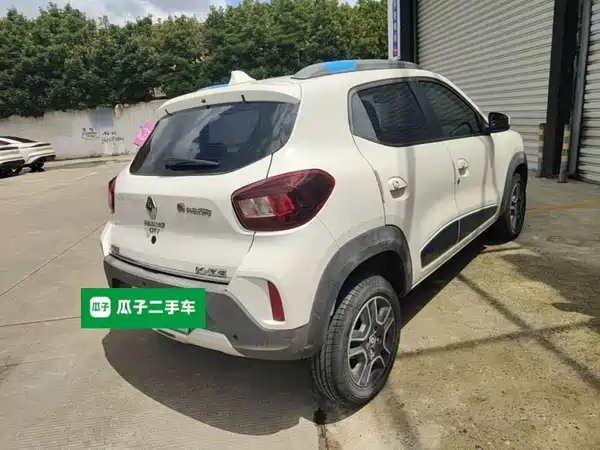 Renault Eno 2020