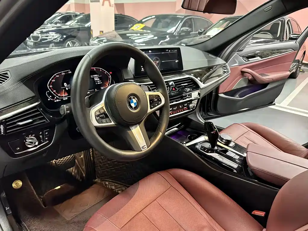 BMW 5 Series 2020 — фото 4