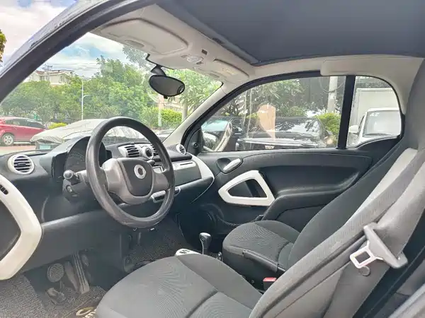 smart fortwo 2012