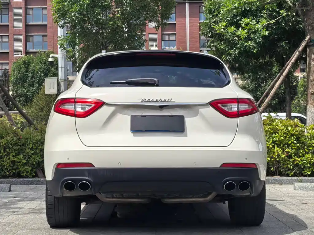 Maserati Levante 2016