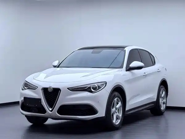 Alfa Romeo Stelvio 2019