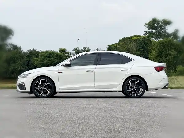 Skoda Octavia 2023