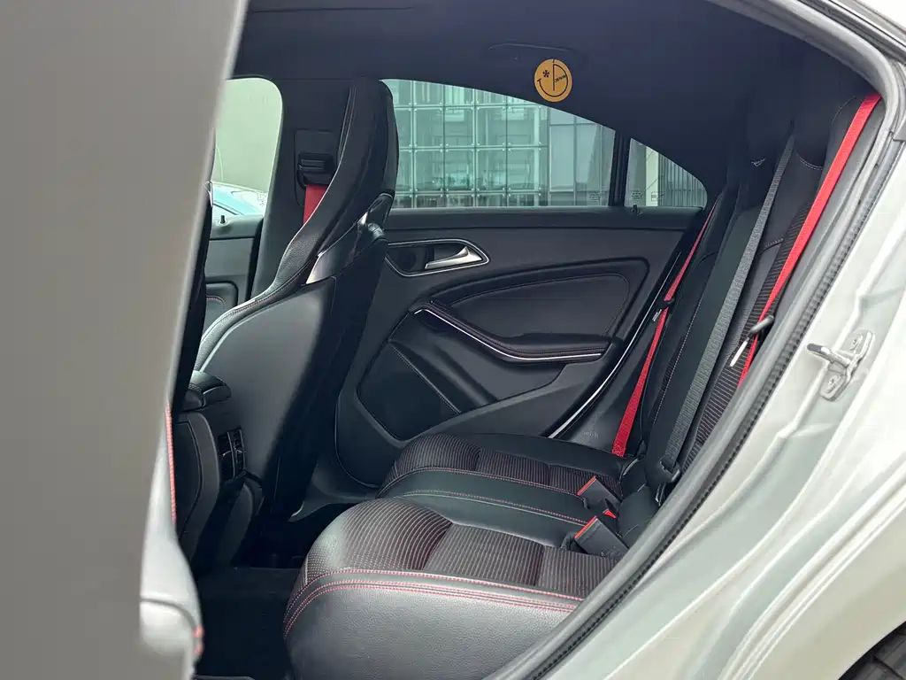 Mercedes-Benz CLA AMG 2019 — фото 10