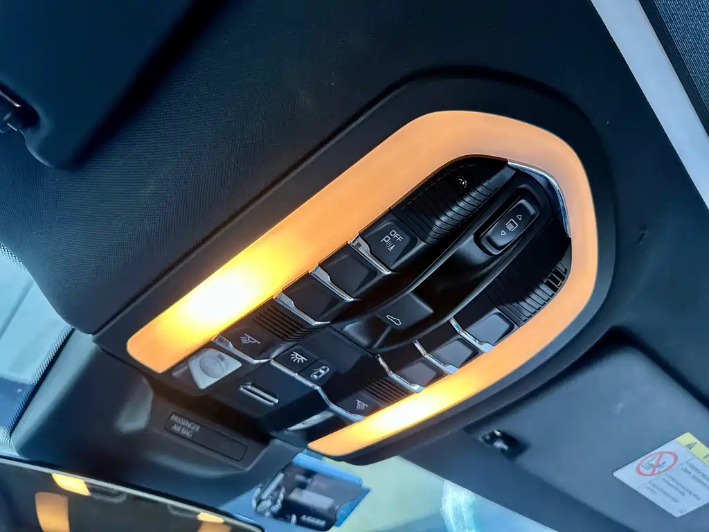 Porsche Macan 2020 — фото 10