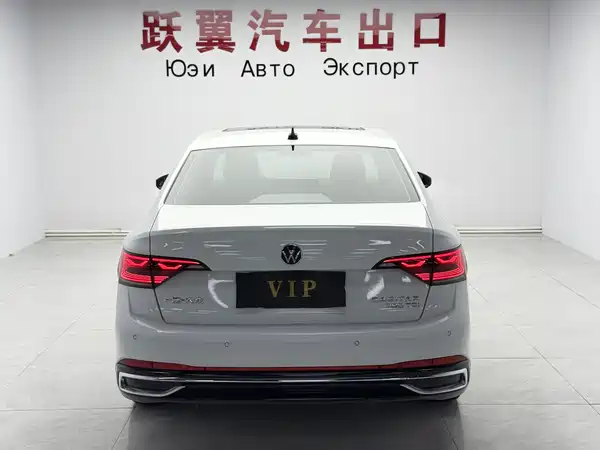 Volkswagen Sagitar 2022