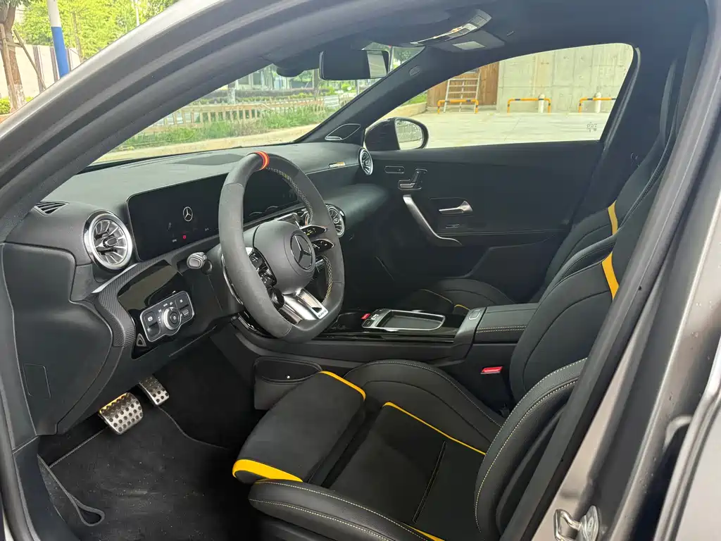 Mercedes-Benz A-Class AMG 2026 — фото 10