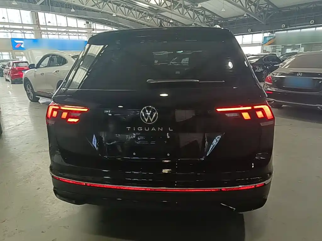 Volkswagen Tiguan L 2026 — фото 6