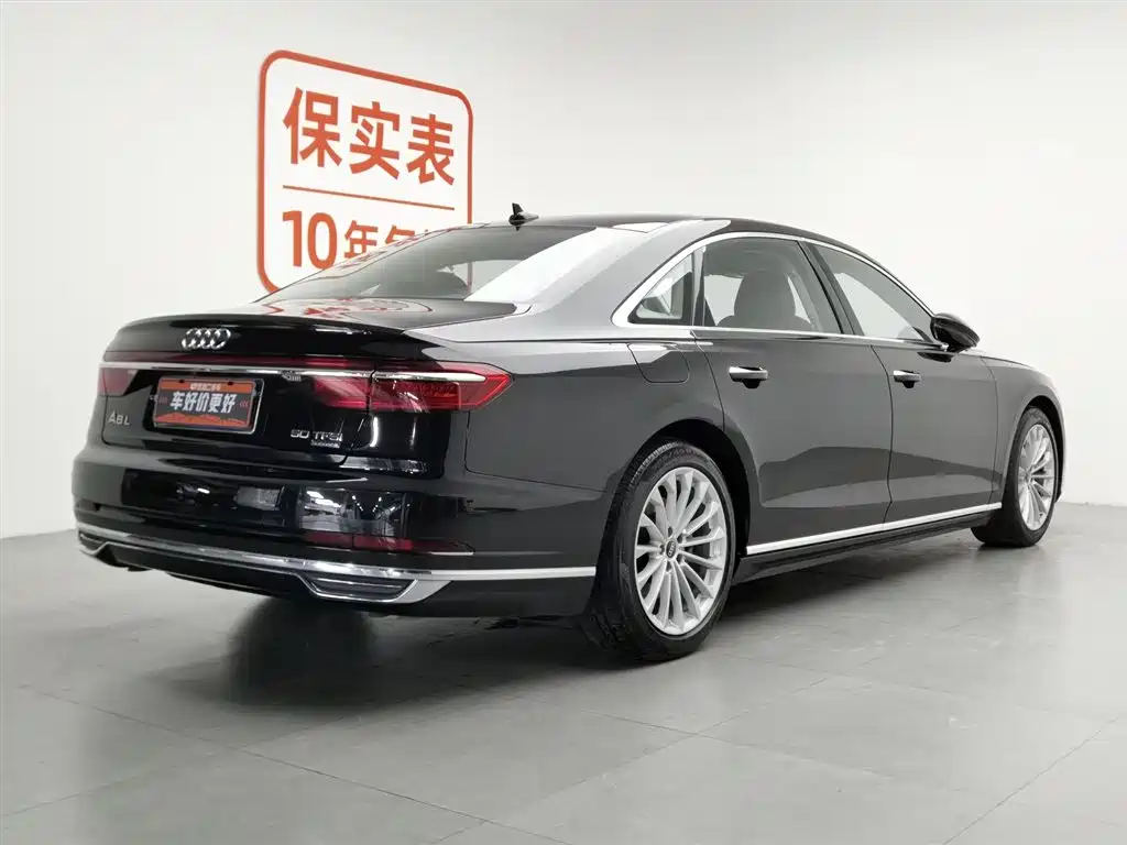 Audi A8 2022 — фото 2