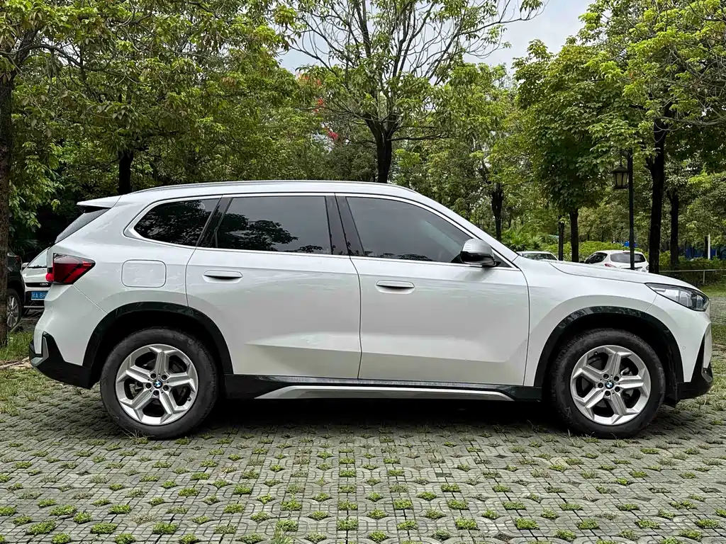 BMW X1 2023