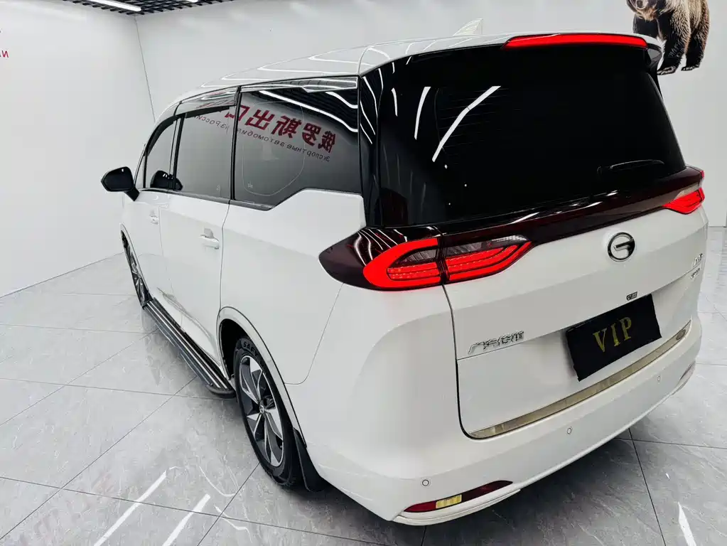 GAC Trumpchi M6 2022 — фото 11