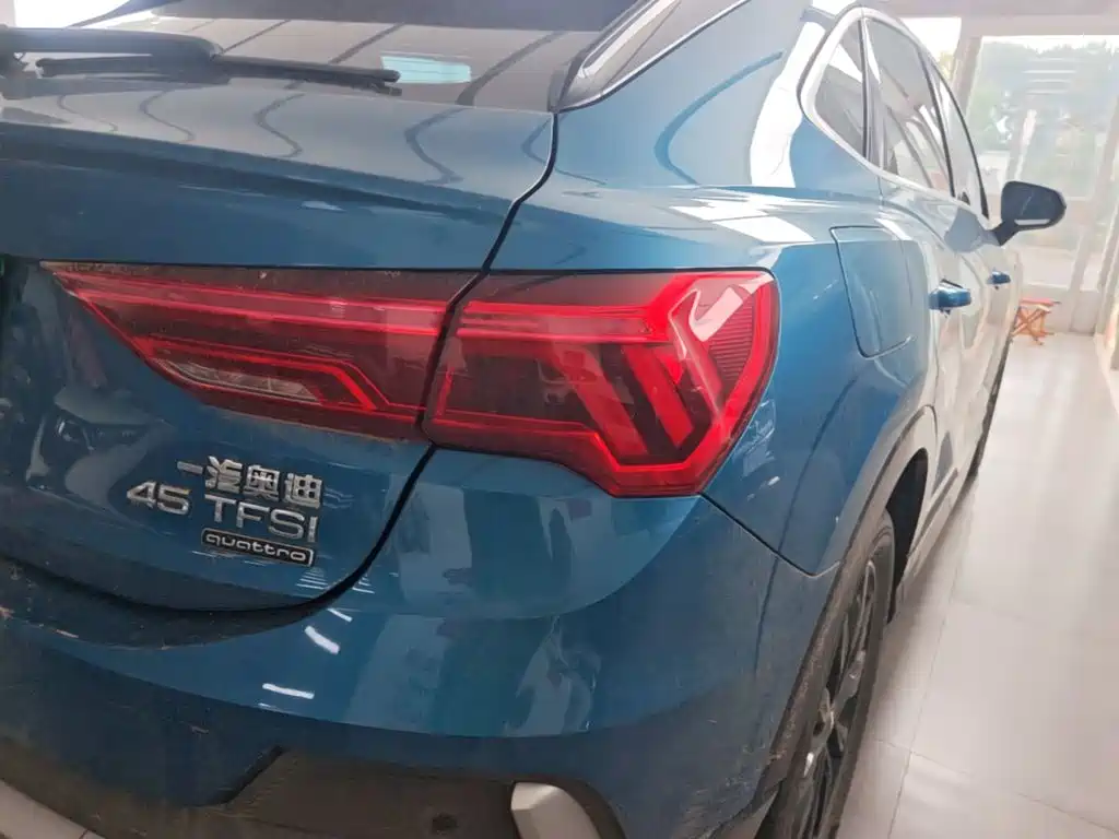 Audi Q3 Sportback 2020 — фото 8