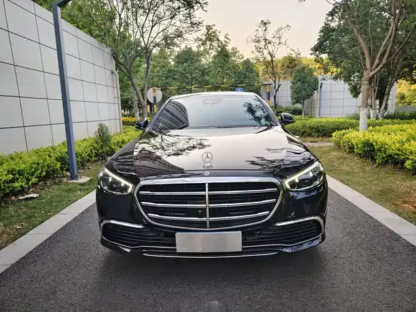 Mercedes-Benz S-Class 2024