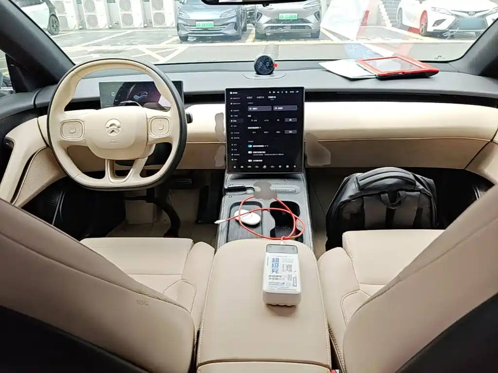 NIO ET5T 2023 — фото 10