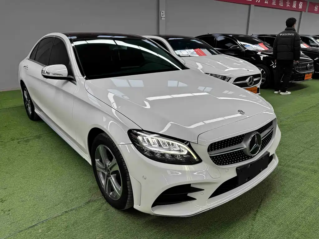 Mercedes-Benz C-Class 2020 — фото 3
