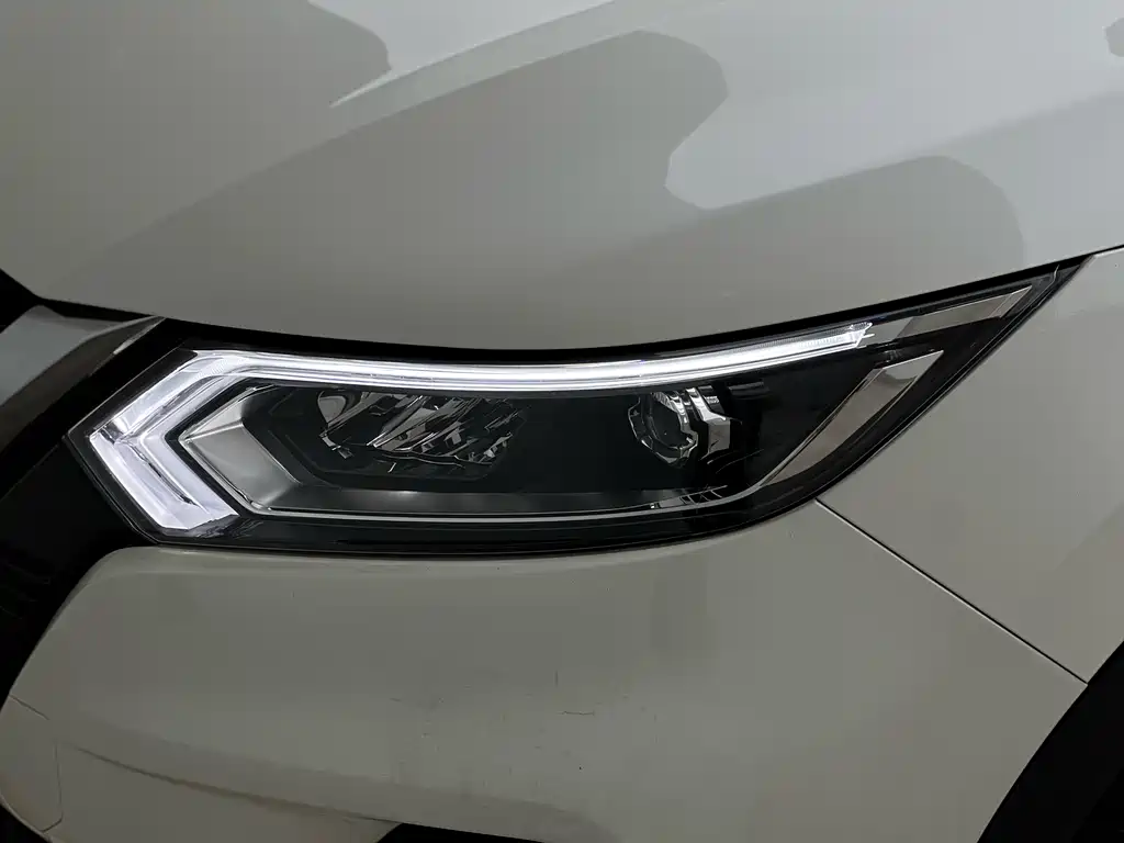 Nissan Qashqai 2021 — фото 7