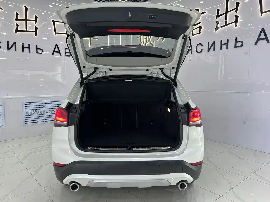 BMW X1 2022 — фото 18