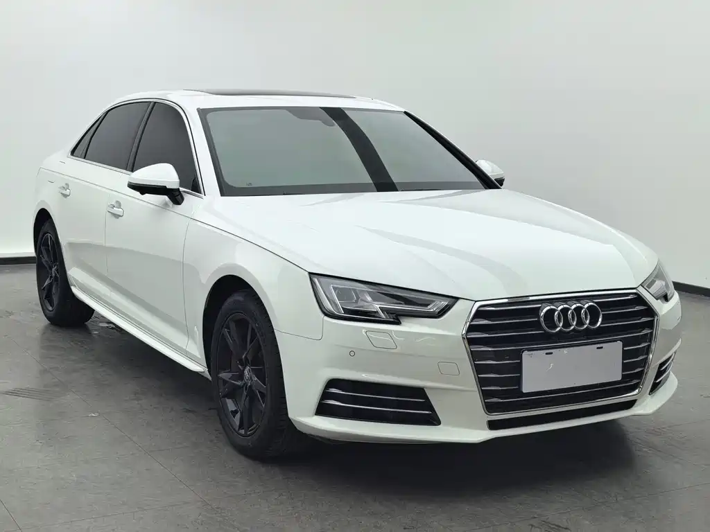 Audi A4L 2018 — фото 3