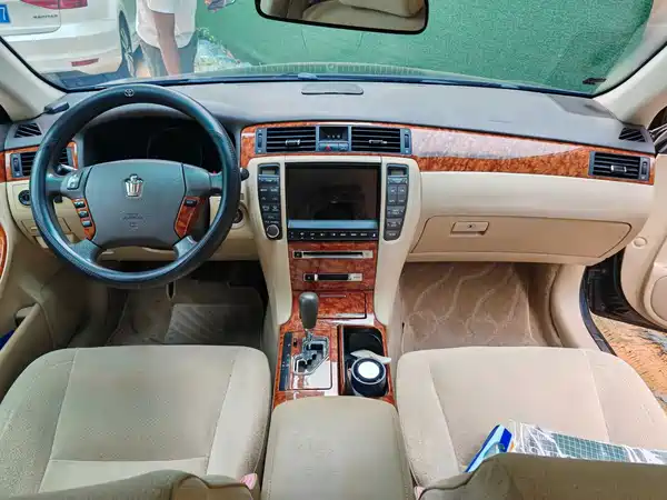 Toyota Crown 2007
