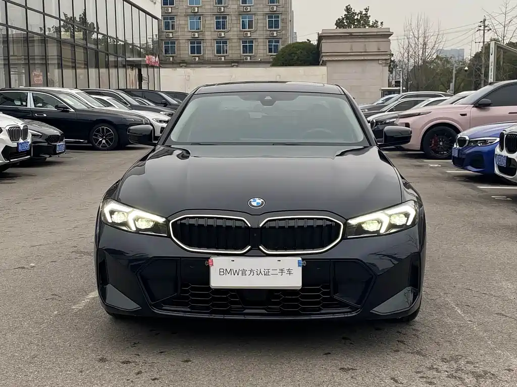 BMW 3 Series 2025