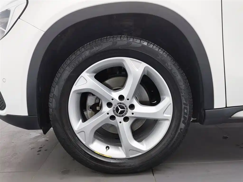 Mercedes-Benz GLA 2019 — фото 17