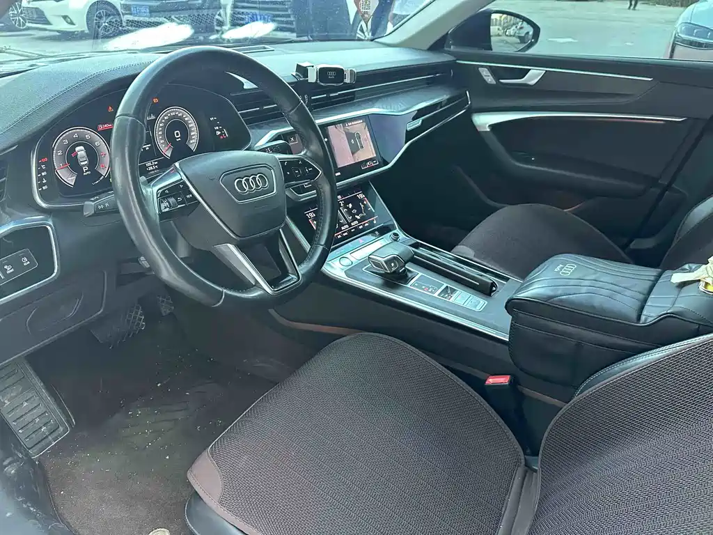 Audi A6L 2020