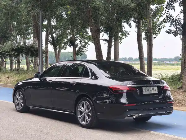 Mercedes-Benz E-Class 2021