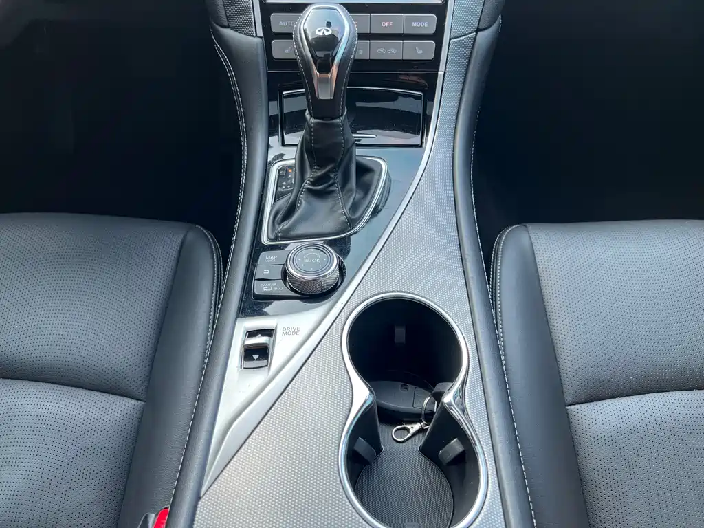 Infiniti Q50L 2018 — фото 19