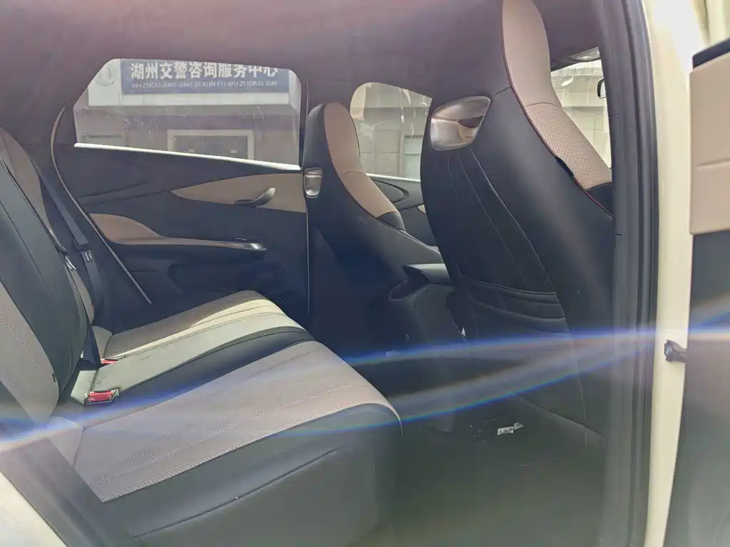 BYD Dolphin 2025 — фото 14