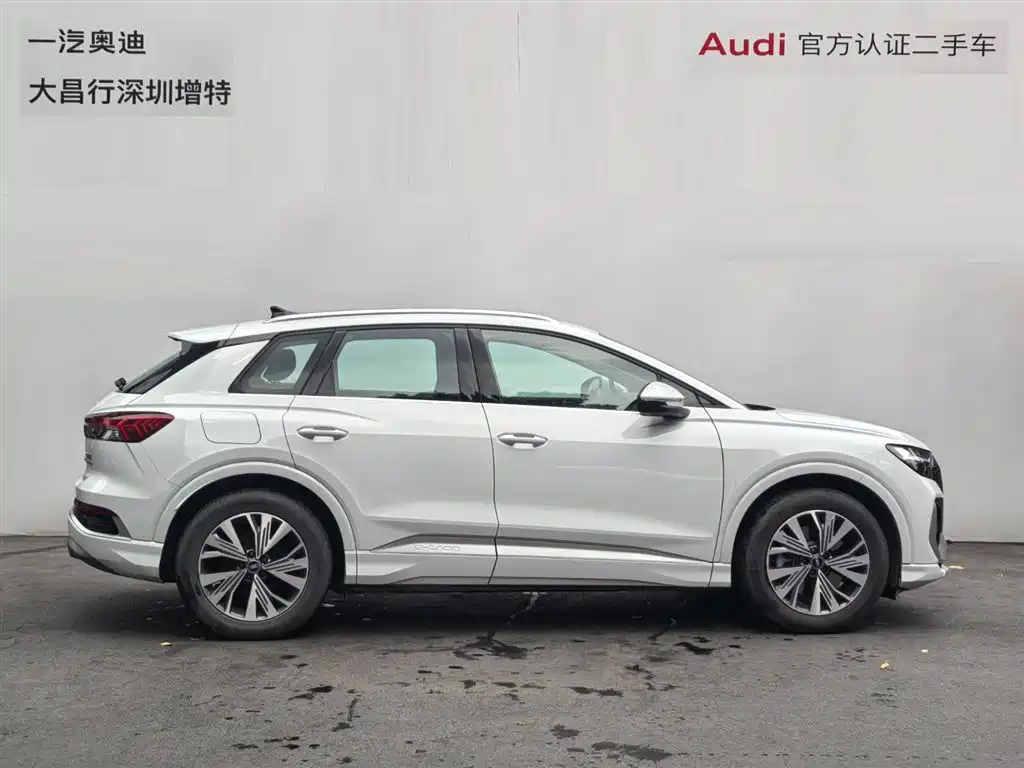 Audi Q4 E-Tron 2025 — фото 4