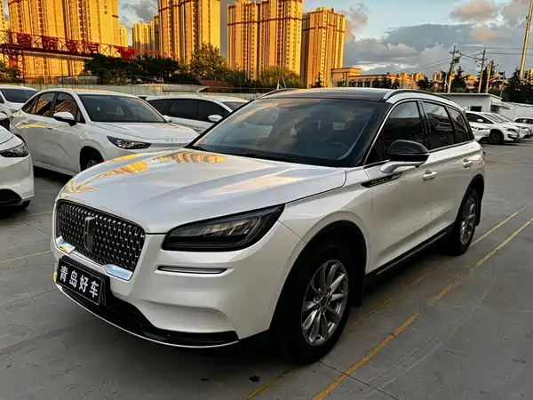 Lincoln Corsair 2021