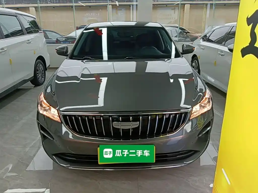 Geely Emgrand 2025