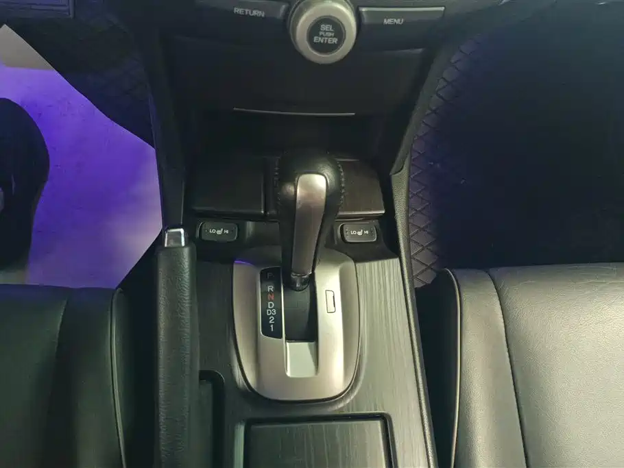 Honda Crosstour 2013 — фото 16