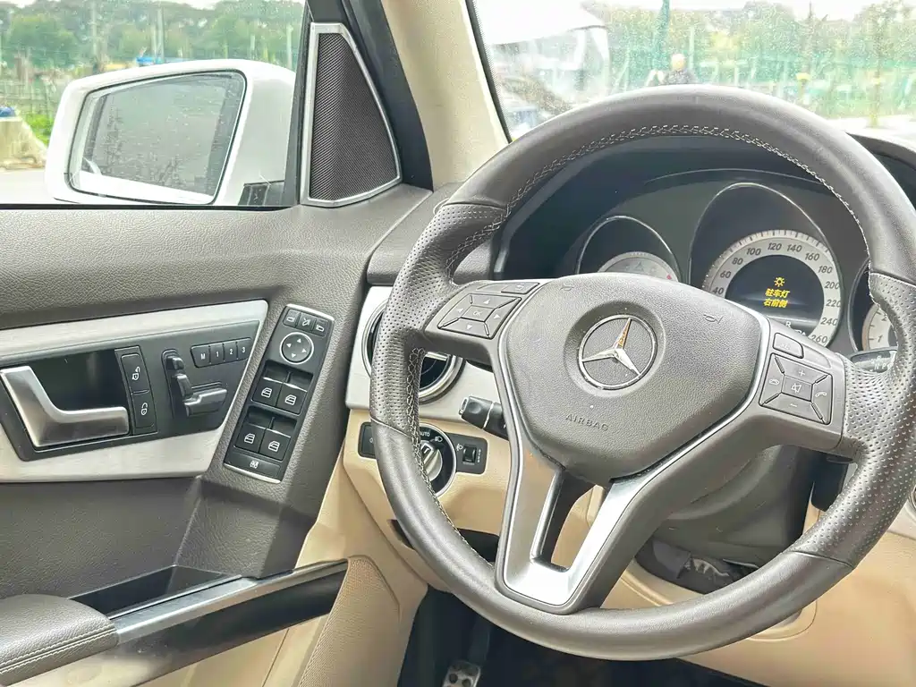 Mercedes-Benz GLK-Class 2013 — фото 13