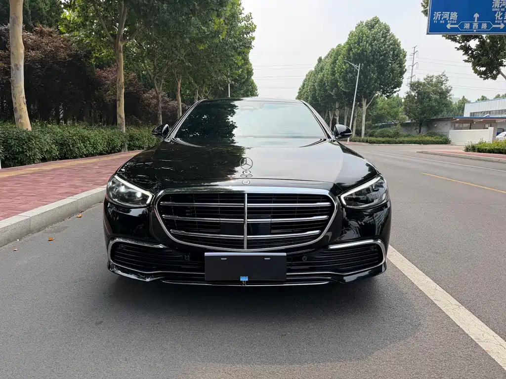 Mercedes-Benz S-Class 2022