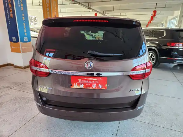 Buick GL8 2018