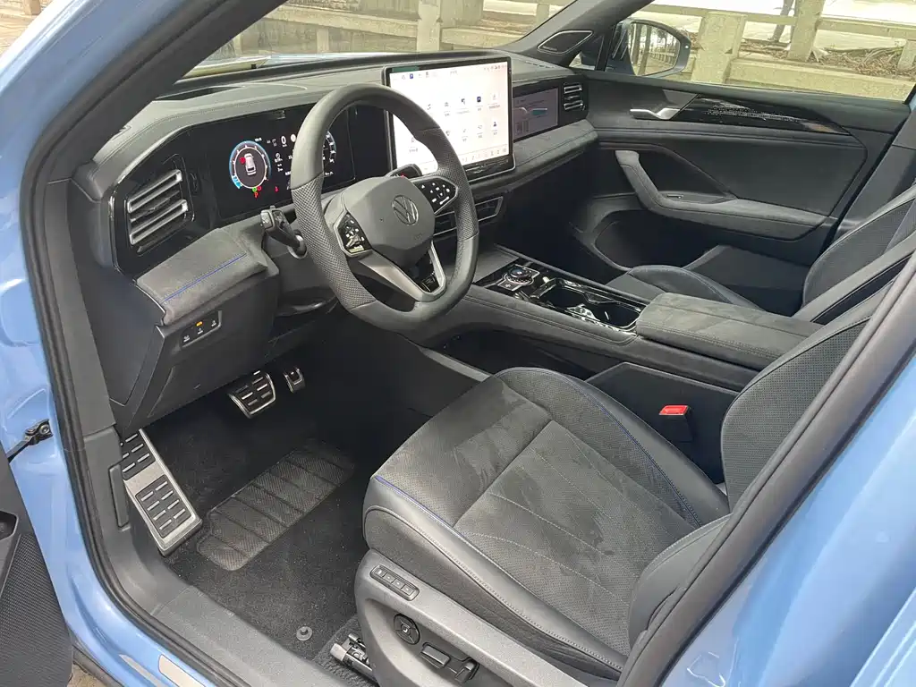 Volkswagen Tiguan L 2024
