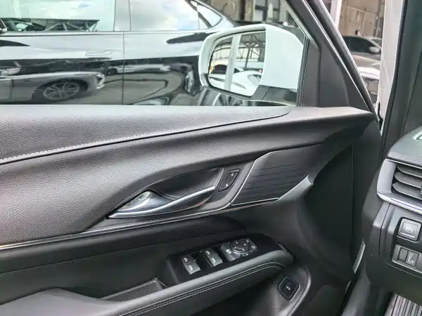 Cadillac CT4 2022