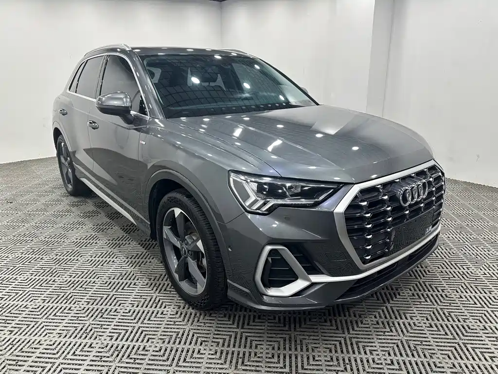 Audi Q3 2022