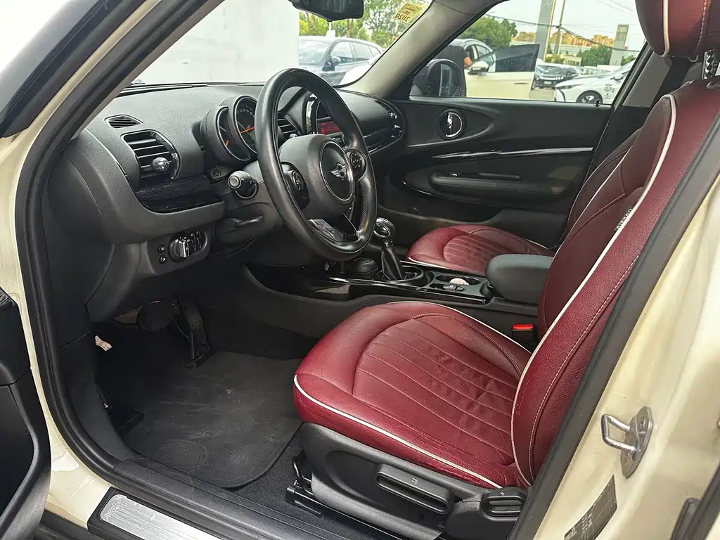 MINI Clubman 2016