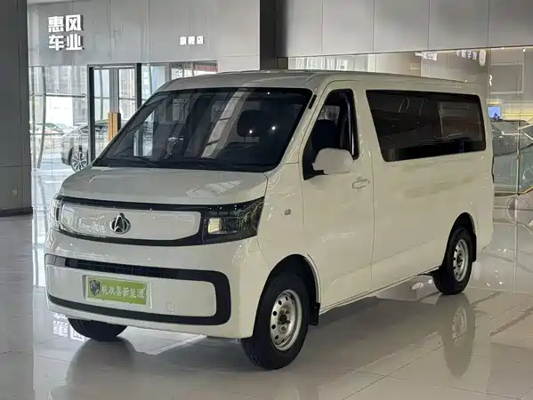 Changan Ruixing EM80 2025