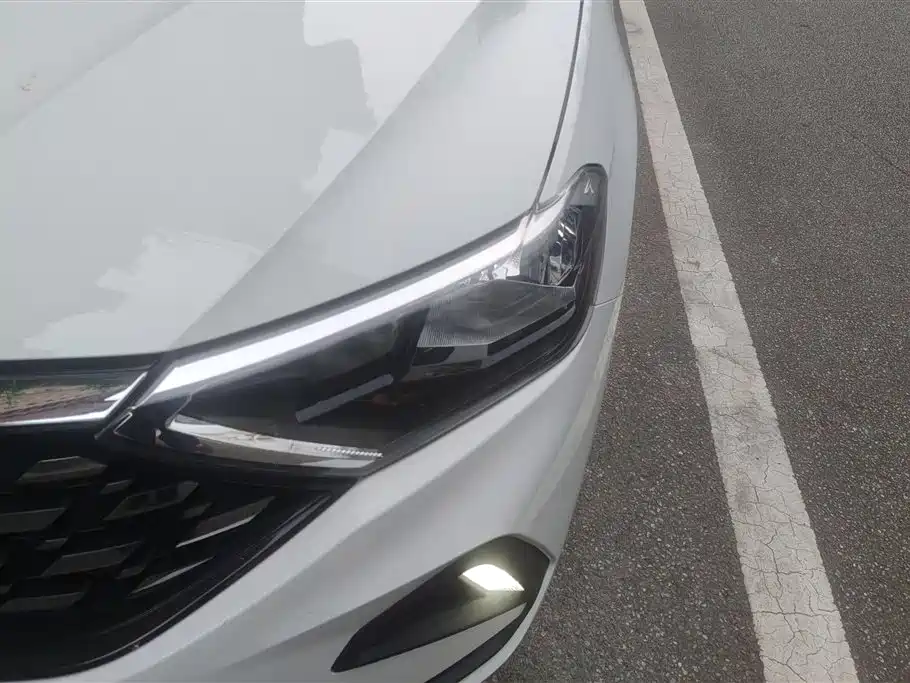Jetta VA3 2022