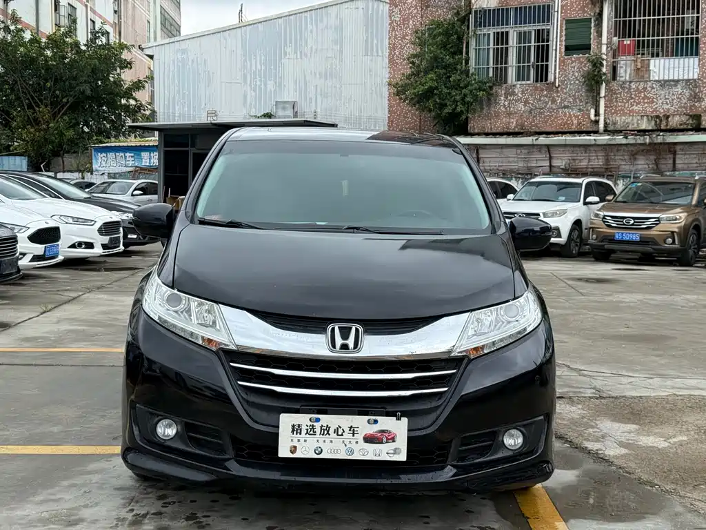 Honda Odyssey 2017 — фото 2