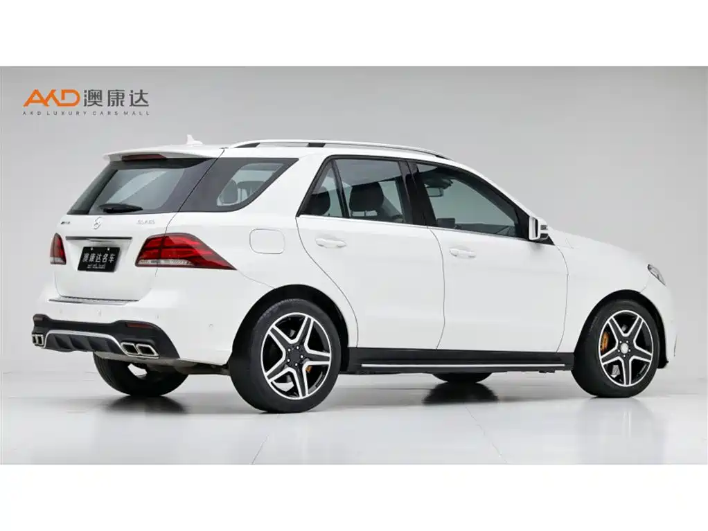 Mercedes-Benz GLE 2016