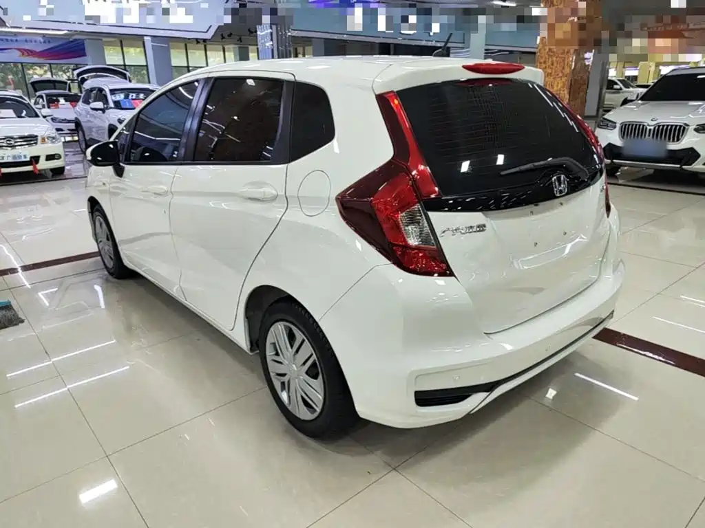Honda Fit 2019 — фото 5