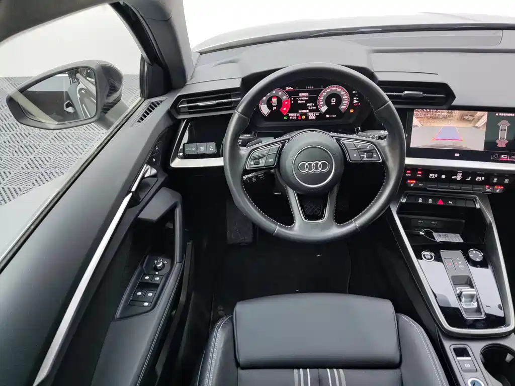 Audi A3 2021 — фото 13