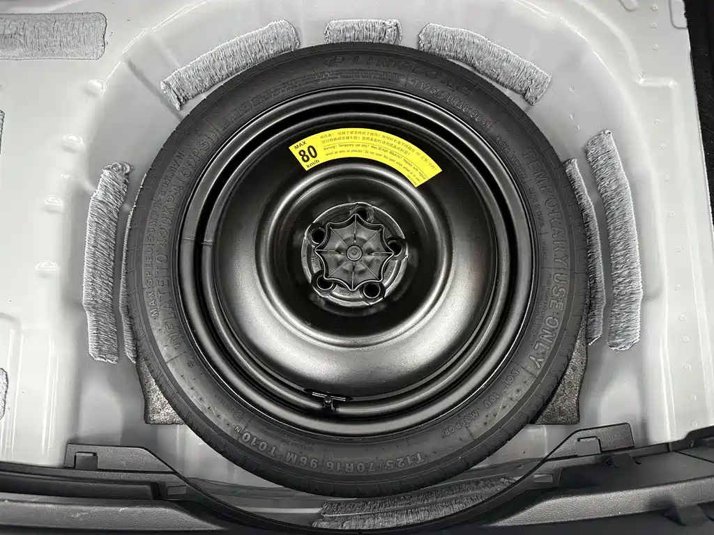 Volkswagen Polo 2023 — фото 17