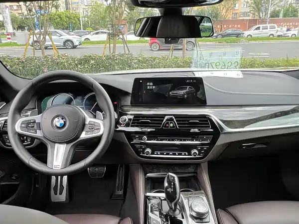 BMW 5 Series 2018